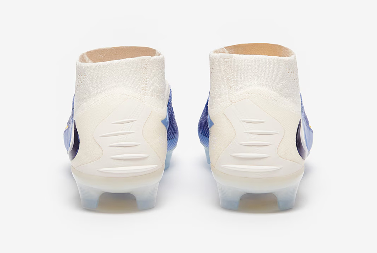 Футбольные бутсы Nike Phantom 6 Elite High FG HQ2328-400