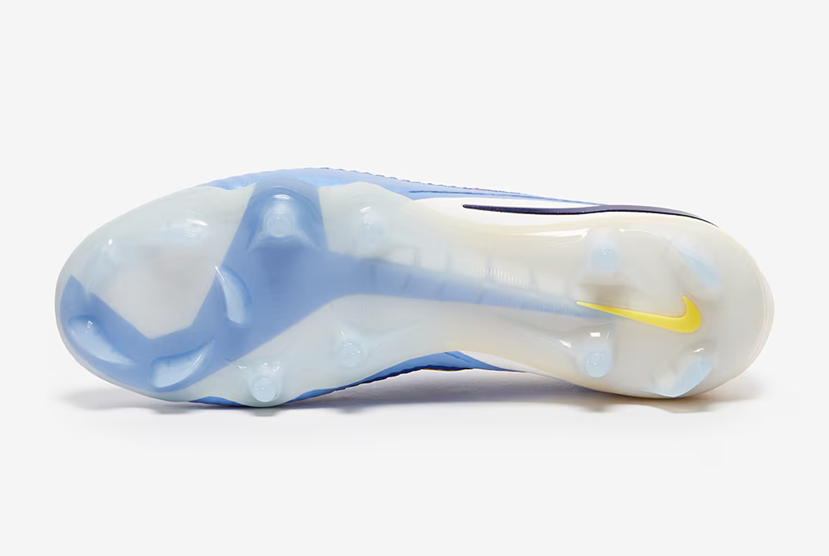 Футбольные бутсы Nike Phantom 6 Elite FG HQ2331-400