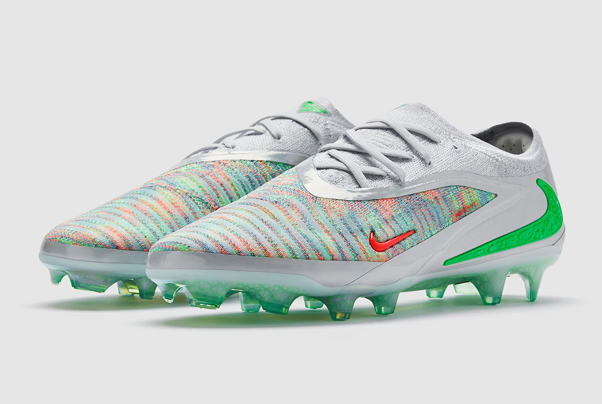 Футбольные бутсы Nike Phantom 6 Elite SE FG x EAFC HQ2333-900