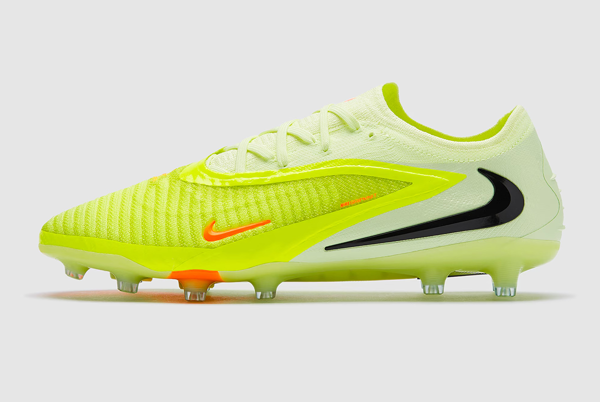 Футбольные бутсы Nike Phantom 6 Elite AG-Pro HQ2335-800