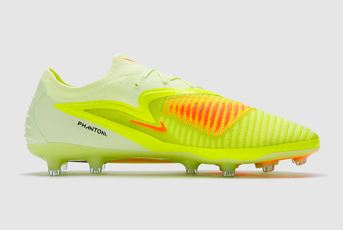 Футбольные бутсы Nike Phantom 6 Elite AG-Pro HQ2335-800