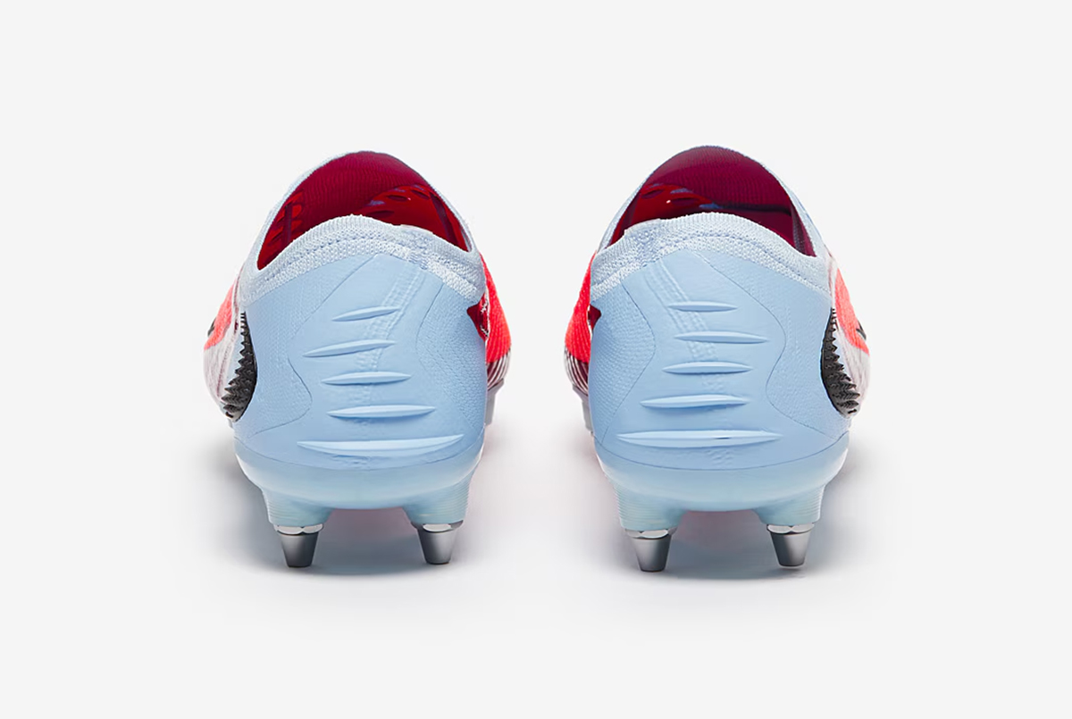 Футбольные бутсы Nike Phantom 6 Elite SG-Pro HV8988-400