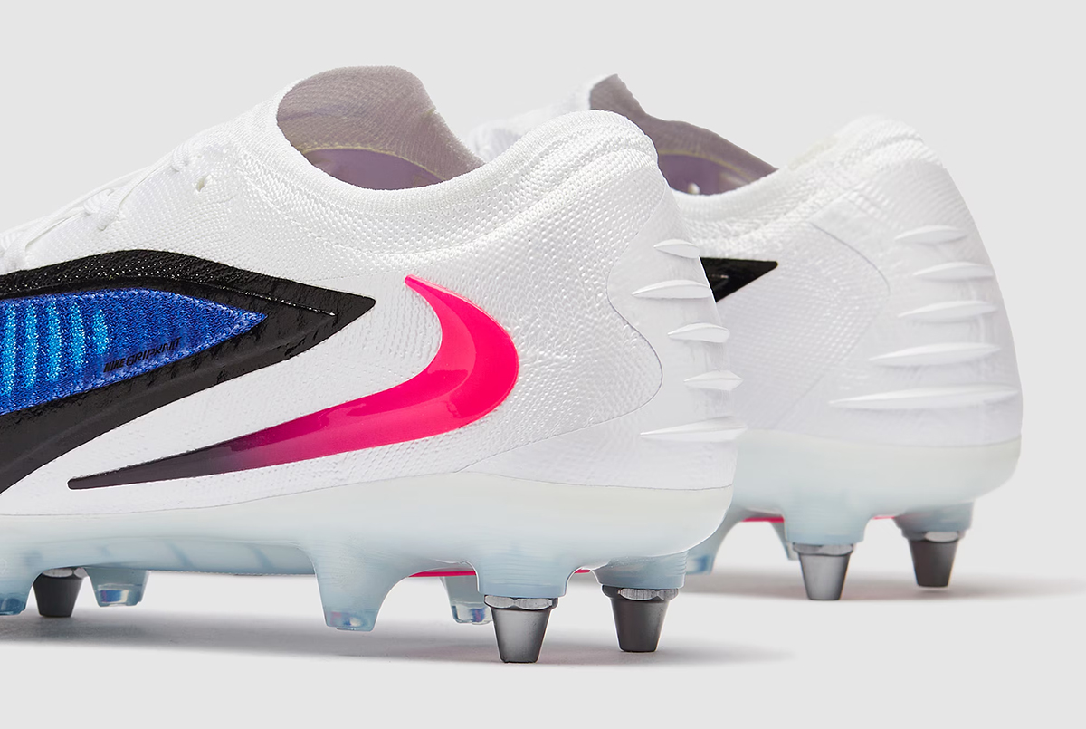 Футбольные бутсы Nike Phantom 6 Elite SG-Pro HV8988-446