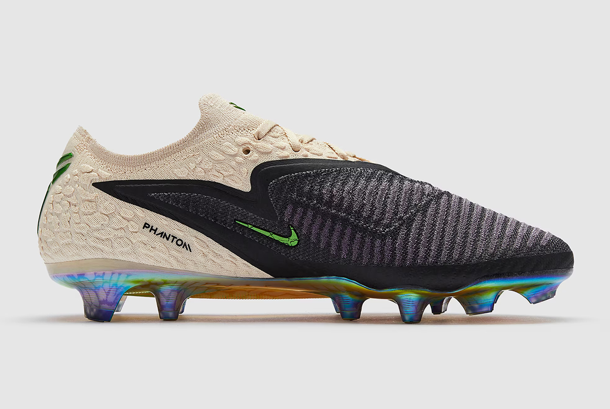 Футбольные бутсы Nike Phantom 6 Elite SE FG IF4392-001