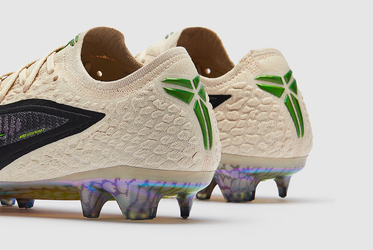 Футбольные бутсы Nike Phantom 6 Elite SE FG IF4392-001