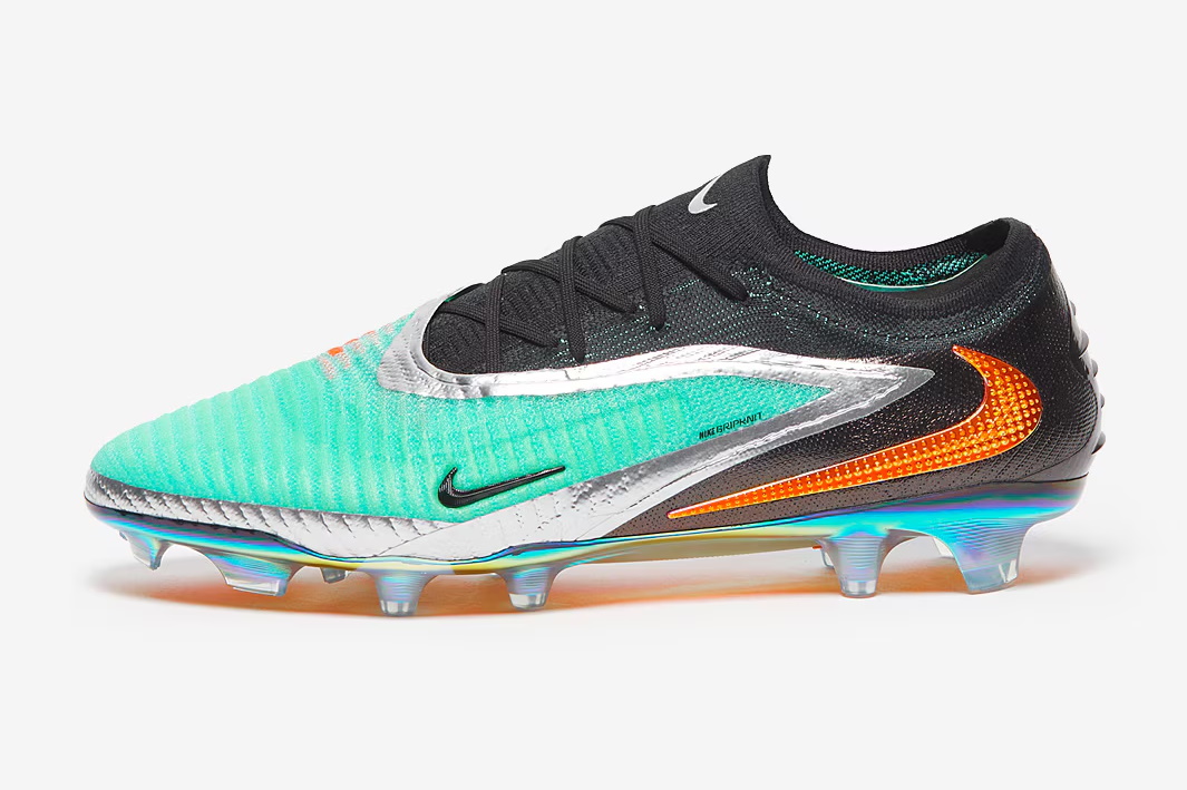 Футбольные бутсы Nike Phantom 6 Elite LE FG IH3737-001