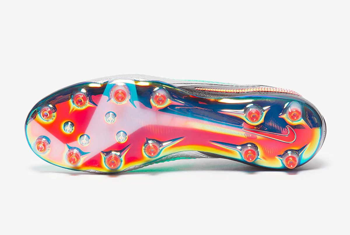 Футбольные бутсы Nike Phantom 6 Elite LE AG-Pro IH3862-001