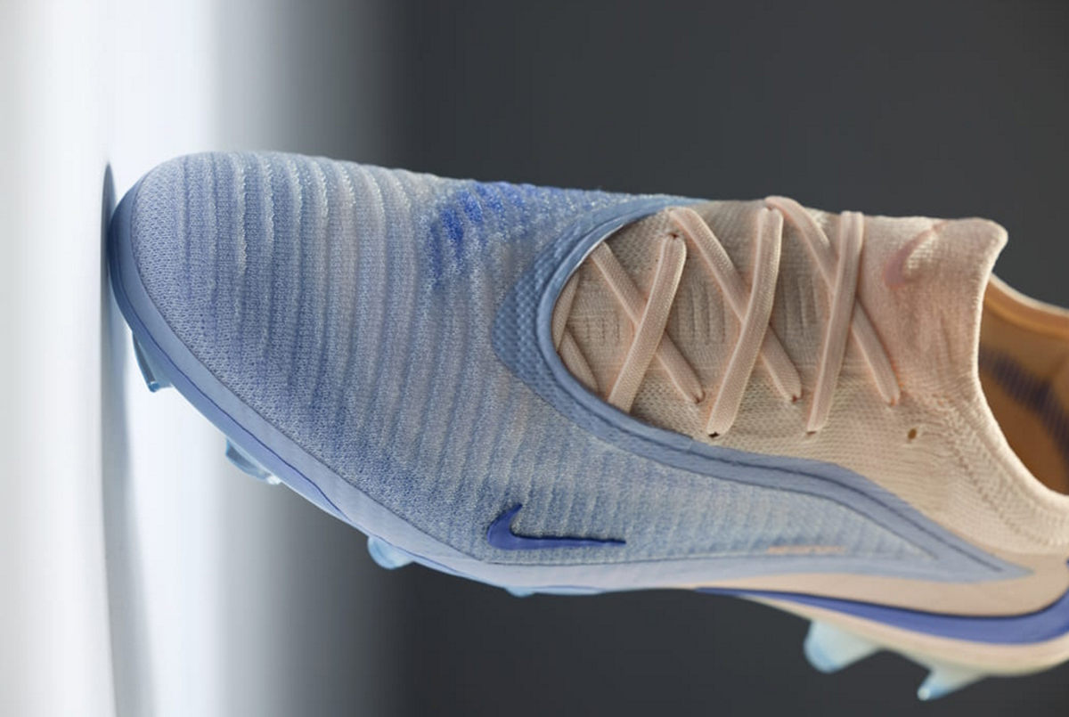 Футбольные бутсы Nike Phantom 6 Elite FG IO8217-008