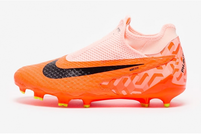 Футбольні бутси Nike Phantom GX Academy DF NU MG DZ3481-800
