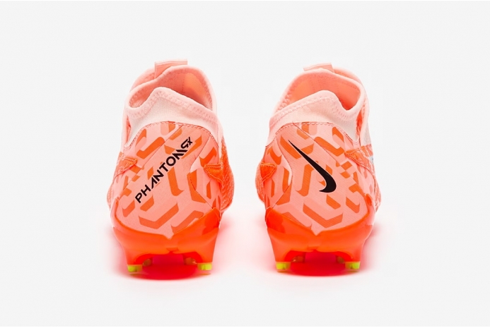 Футбольні бутси Nike Phantom GX Academy DF NU MG DZ3481-800