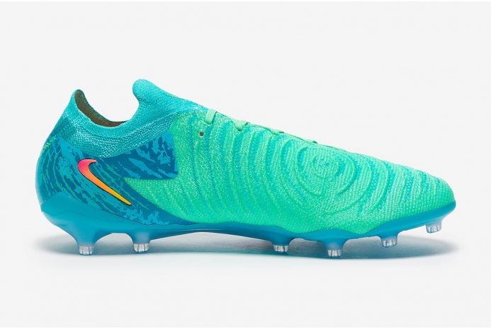 Футбольні бутси Nike Phantom GX II Elite AG-Pro FJ2556-300