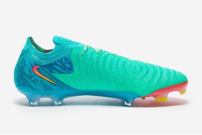 Футбольні бутси Nike Phantom GX II Elite FG FJ2560-300