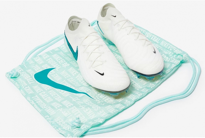 Футбольные бутсы Nike Phantom GX II Elite LV8 FG HV4890-100
