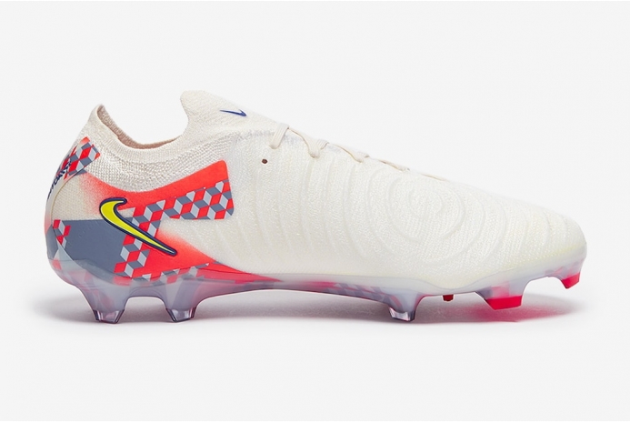 Футбольні бутси Nike Phantom GX II Elite SE x Barna FG FZ1527-001