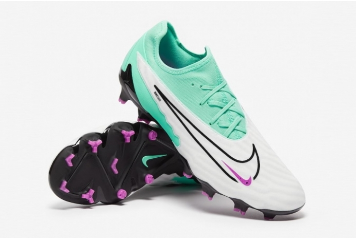 Футбольні бутси Nike Phantom GX Pro FG DD9463-300
