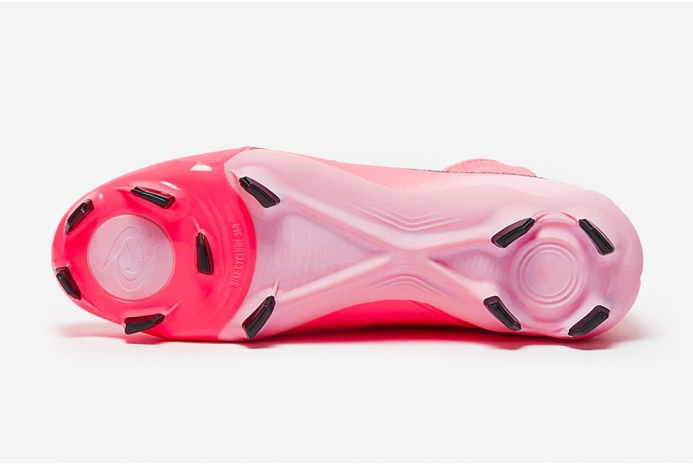 Футбольні бутси Nike Phantom Luna II Academy MG FD6725-600