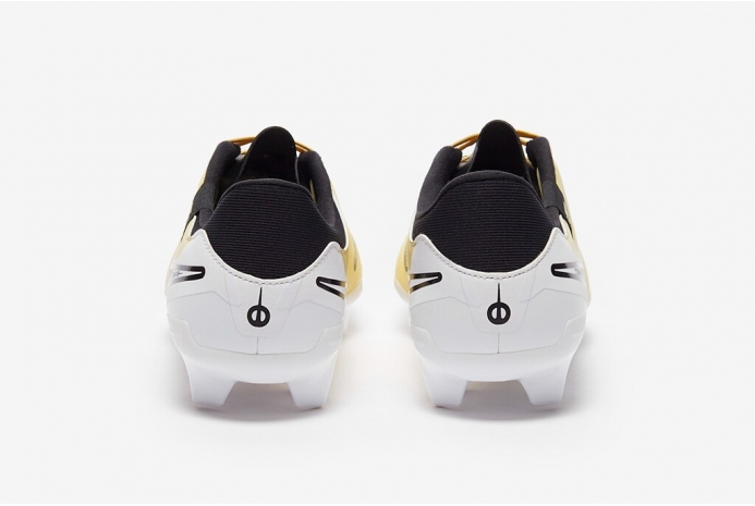 Футбольні бутси Nike Tiempo Legend X Academy MG DV4337-700
