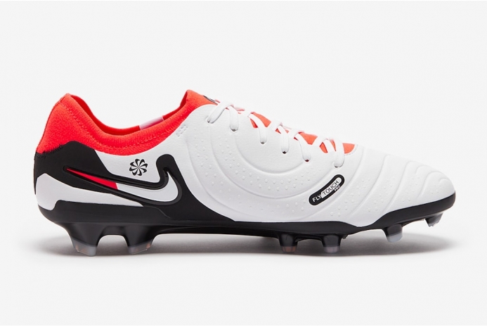 Футбольні бутси Nike Tiempo Legend X Pro FG DV4333-100