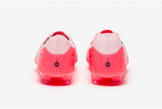 Футбольные бутсы Nike Tiempo Legend X Pro FG DV4333-601