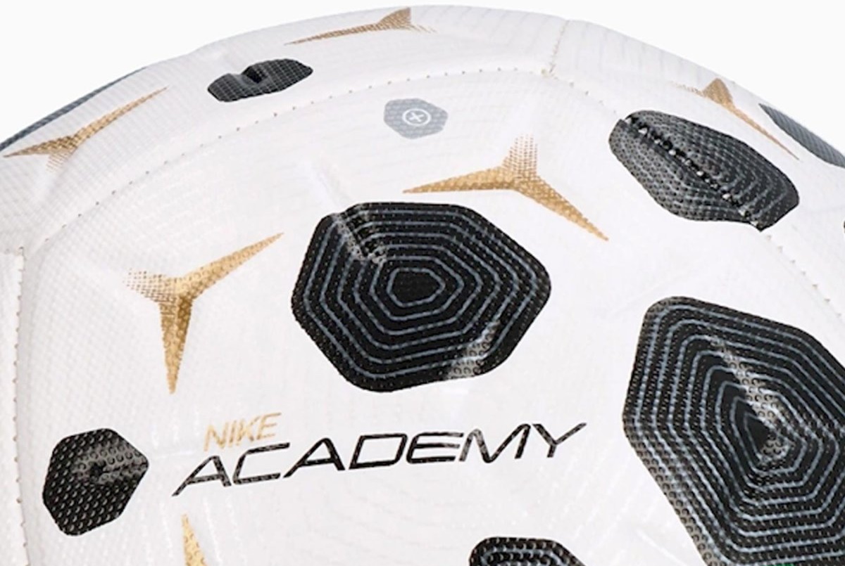 Футбольный мяч Nike Academy Team 25/26 HV4386-100