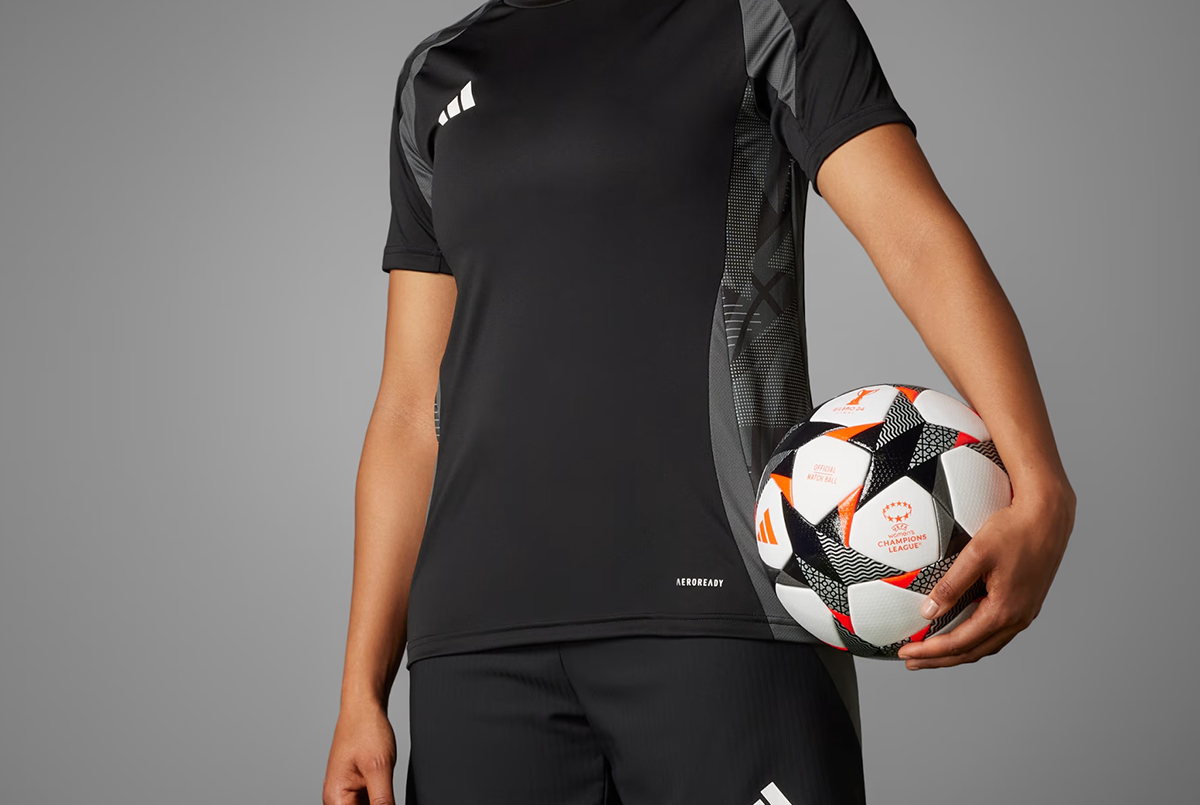 Футбольный мяч Adidas Finale Womens 24 OMB IN7018