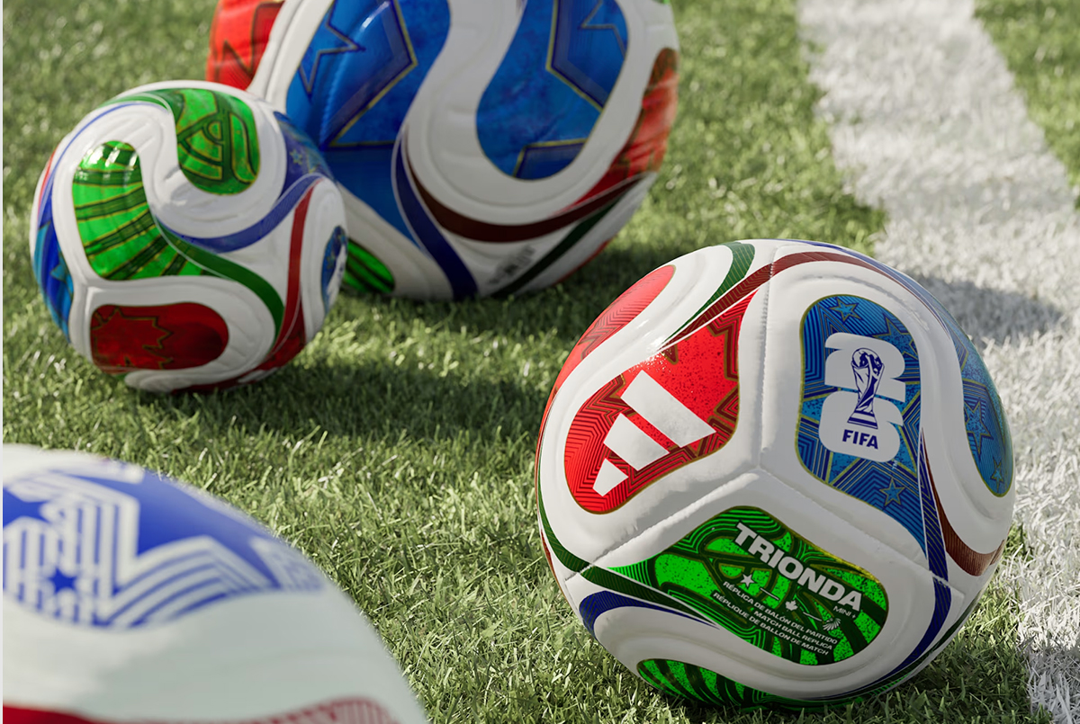 Сувенирный мяч Adidas FIFA World Cup 26 Trionda Mini+ JD8049