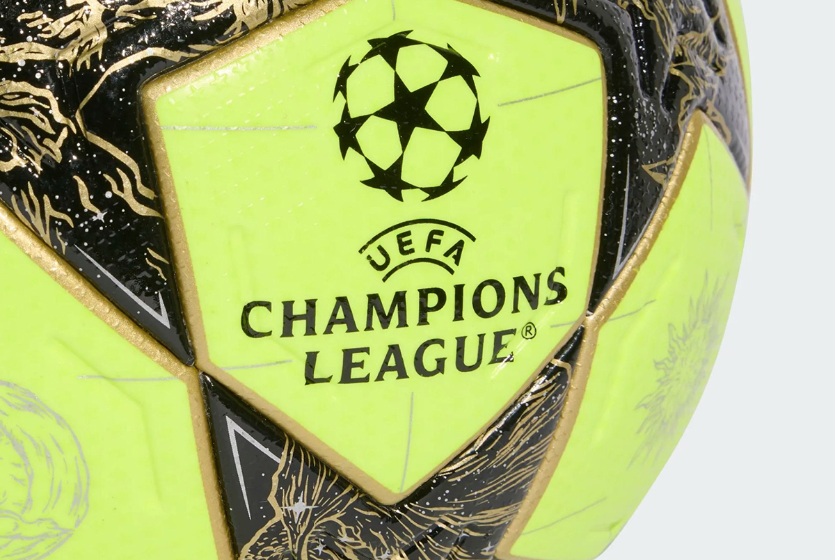 Футбольный мяч Adidas Finale 26 OMB Winter JP1545 Футбольный мяч Adidas Finale 26 OMB Winter JP1545