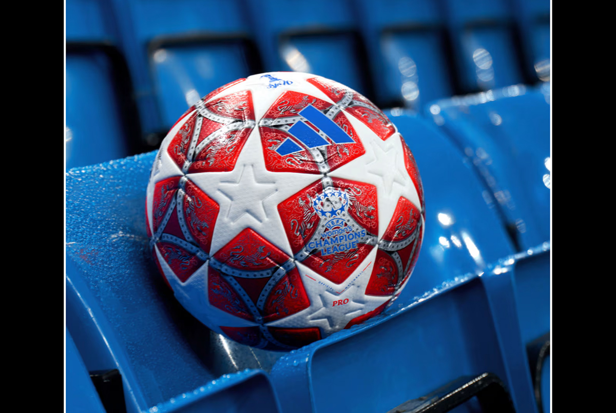 Футбольный мяч Adidas Finale Womens 26 OMB JW1325