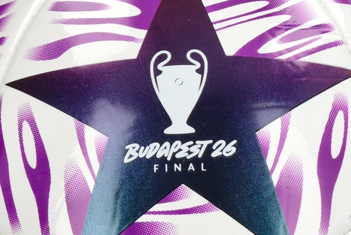 Футбольный мяч Adidas Finale 26 Budapest Club JX9093