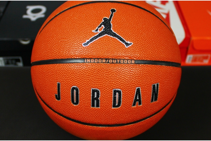 Баскетбольный мяч Nike Jordan Ultimate - Size 7