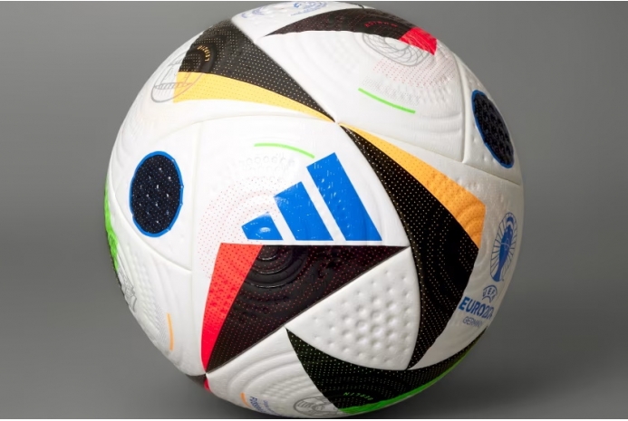 Футбольный мяч Adidas UEFA Euro 24 OMB IQ3682