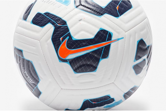 Футбольный мяч Nike Academy Team FZ2966-100