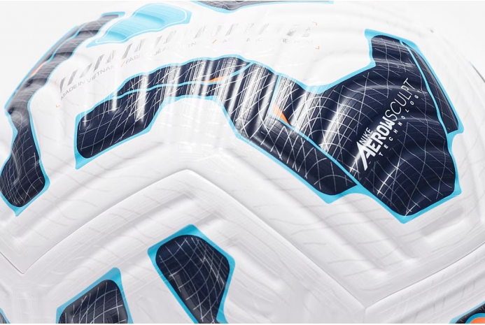 Футбольный мяч Nike Flight OMB FZ3023-100