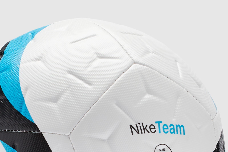 Футбольный мяч Nike Academy Team 25/26 HV4387-101