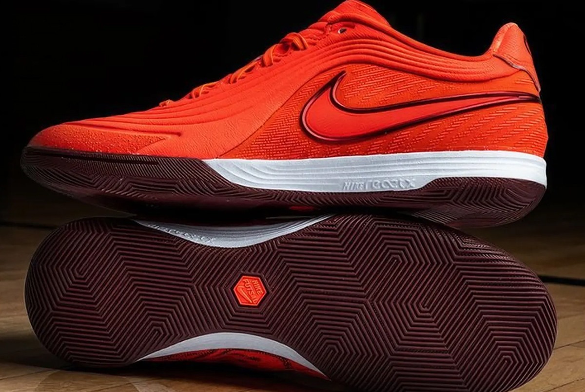 Футзалки Nike Tiempo ReactGato IC HQ3159-660