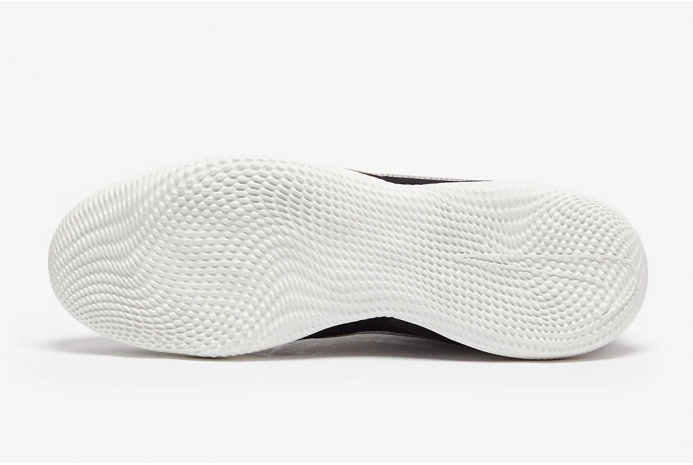 Футзалки Nike StreetGato IC DC8466-010