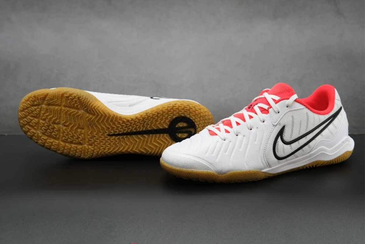 Футзалки Nike Tiempo Legend X Academy IC DV4341-100