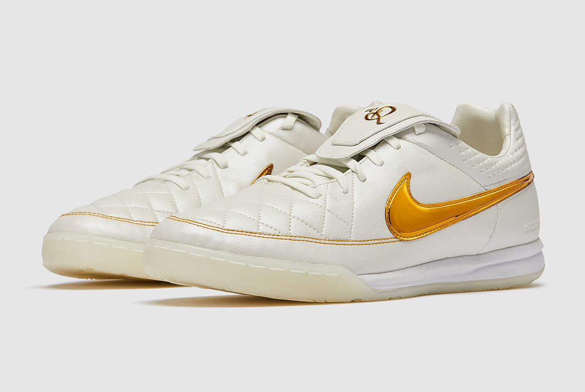 Футзалки Nike Tiempo Legend Regen SE IC IF4389-100