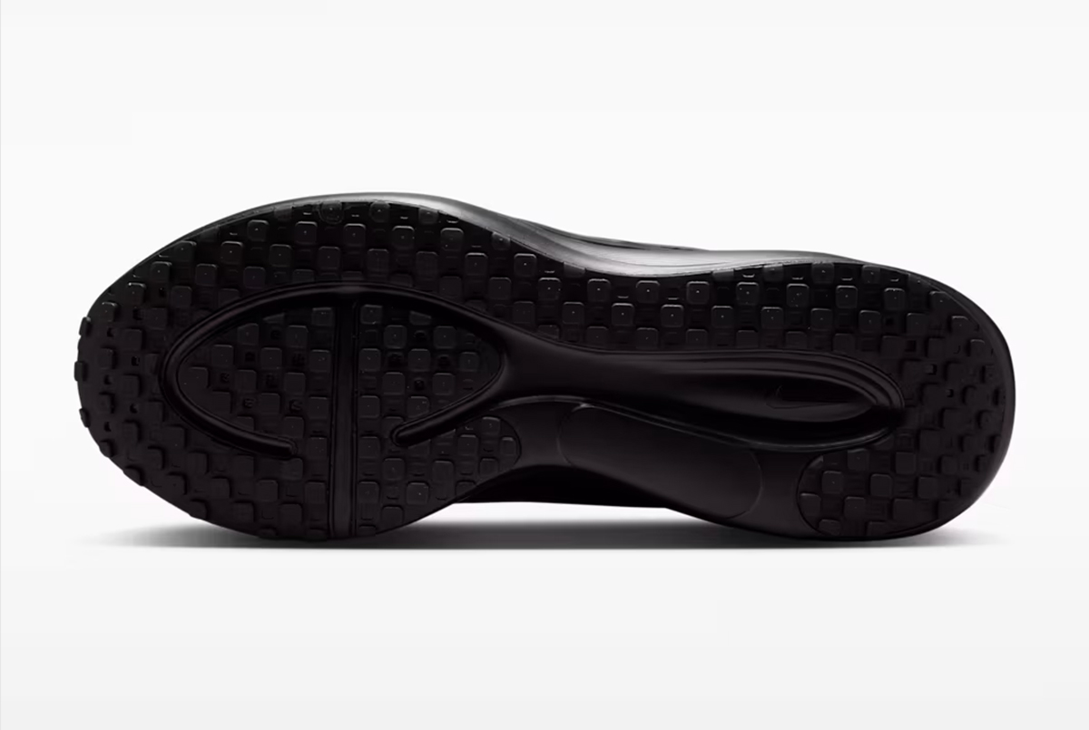 Кроссовки Nike Revolution 8 HJ9198-002