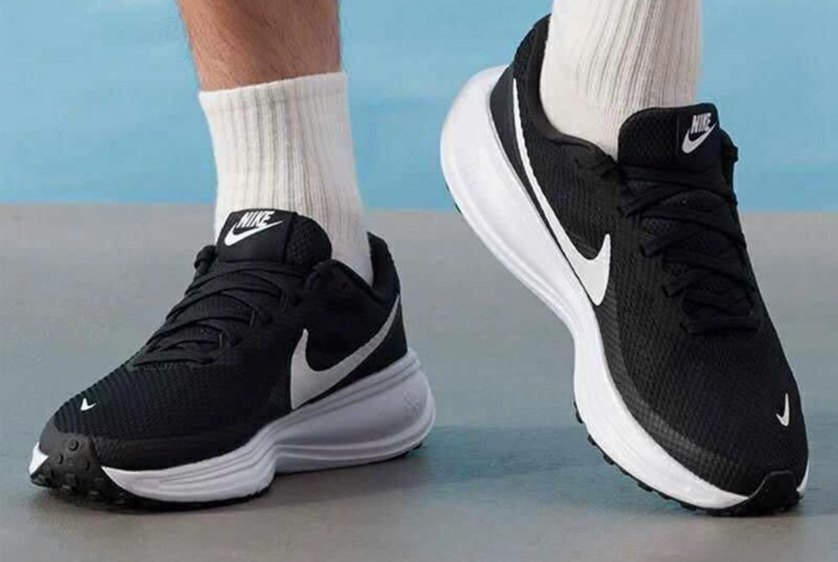 Кроссовки Nike Revolution 8 HJ9198-003