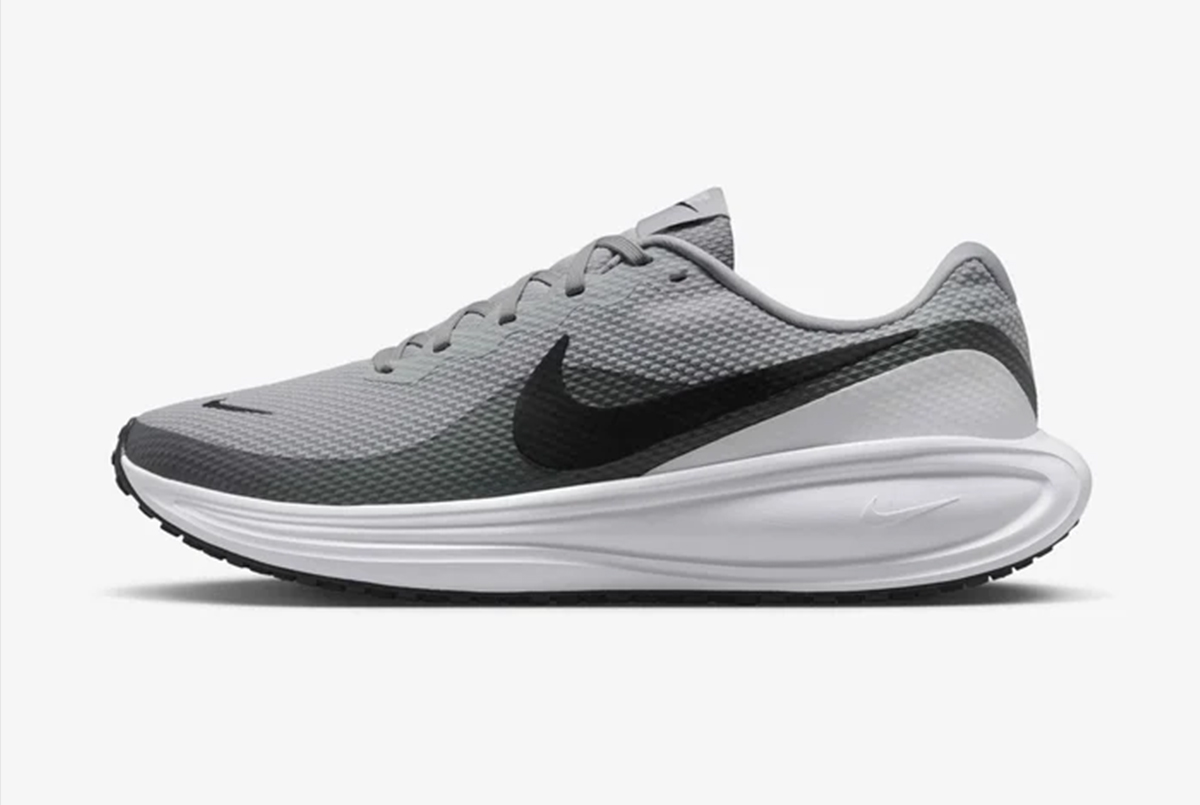 Кроссовки Nike Revolution 8 HJ9198-004