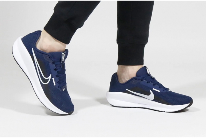 Кроссовки Nike Downshifter 13 FD6454-400