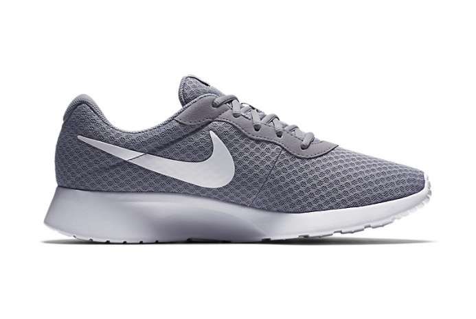 Кросівки Nike Tanjun 812654-010