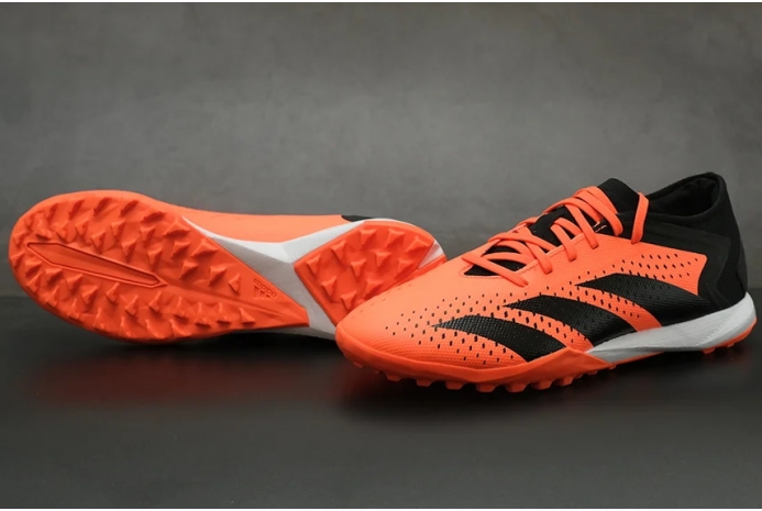 Сороконожки Adidas Predator Accuracy.3 Low TF GW4641