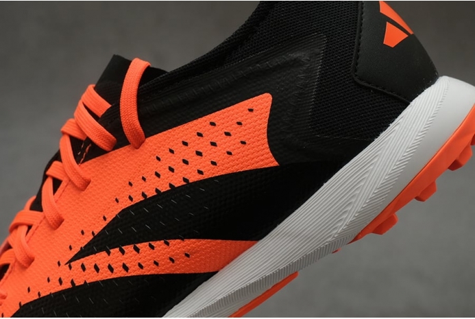 Сороконожки Adidas Predator Accuracy.3 Low TF GW4641