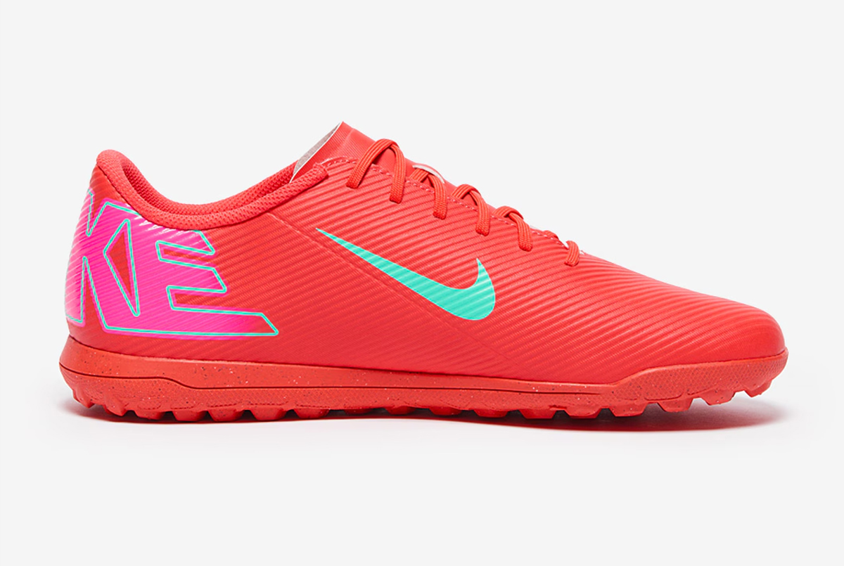 Сороконіжки Nike Mercurial Vapor 16 Club TF FQ8446-800