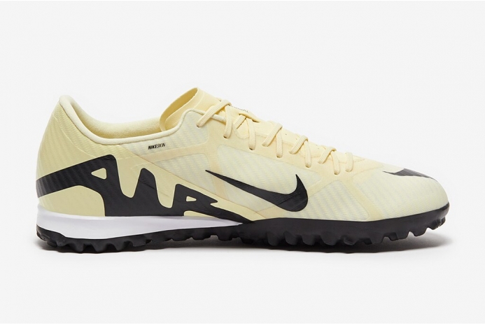 Сороконіжки Nike Air Zoom Mercurial Vapor 15 Academy TF DJ5635-700