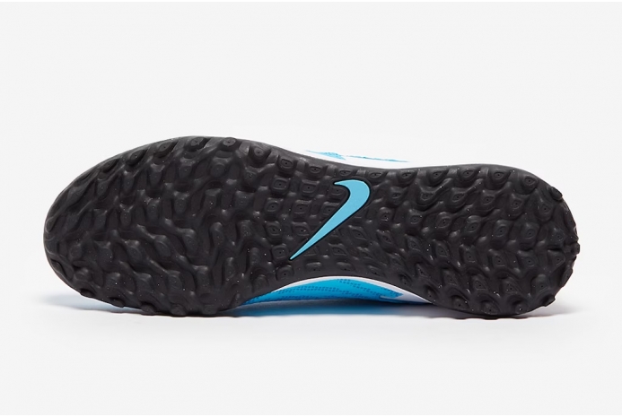 Сороконіжки Nike Phantom GX Academy DF TF DD9476-446