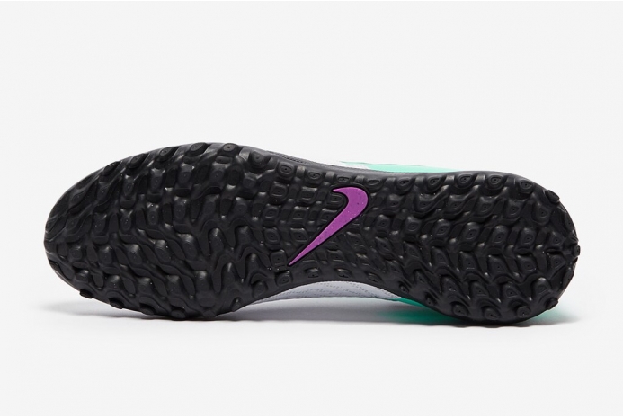 Сороконіжки Nike Phantom GX Academy TF DD9477-300