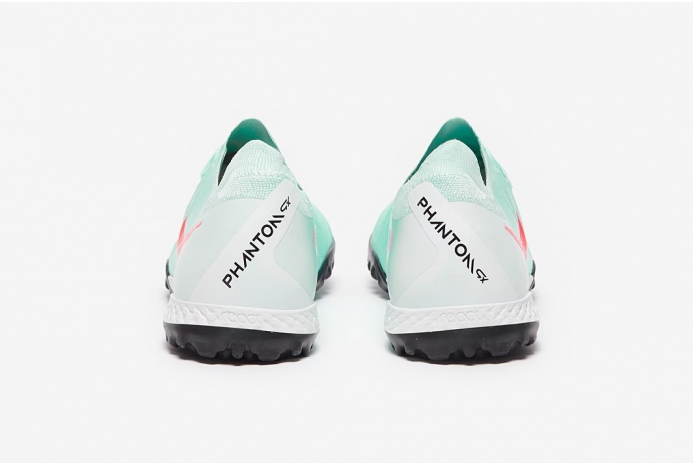 Сороконіжки Nike Phantom GX II Pro TF FJ2583-300